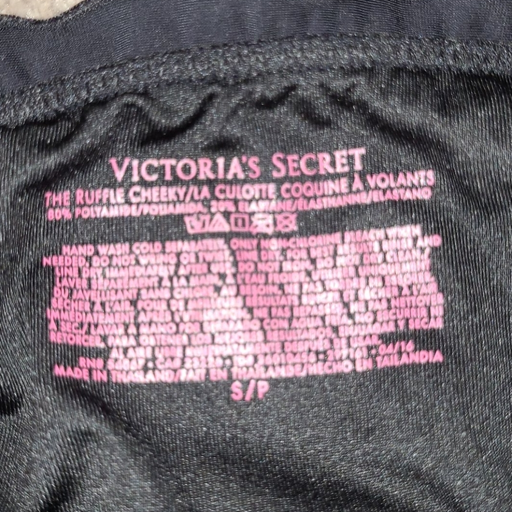 Bundle Victoria's Secret Women's Small Swim Suits - Picture 16 of 16